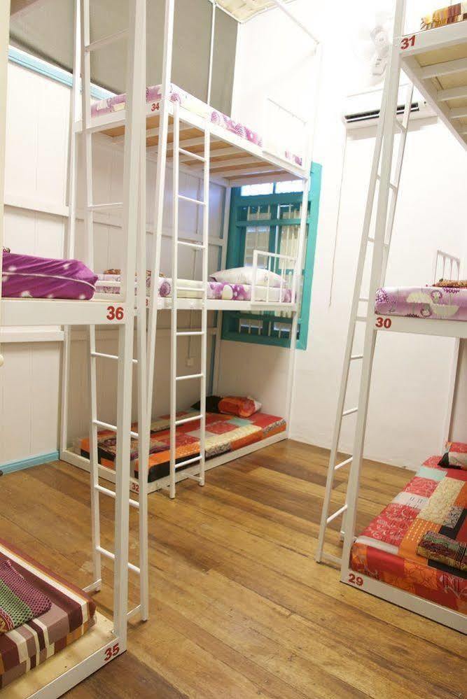 Tipsy Tiger Party Hostel George Town Dış mekan fotoğraf
